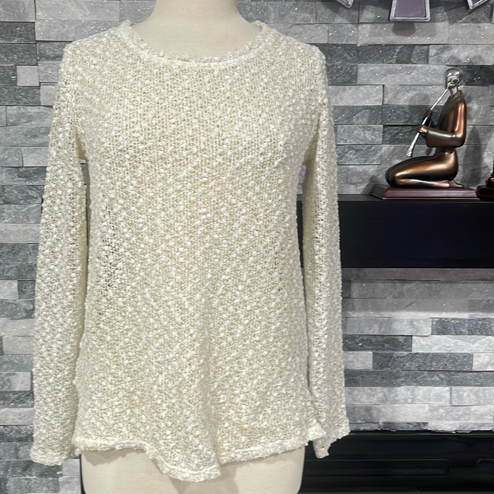 Aeropostale Women’s Size M Sweater